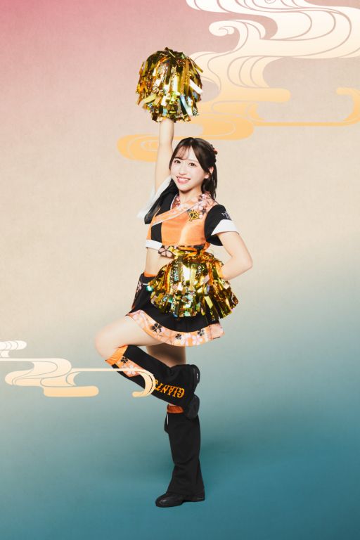 全身 山田かのん